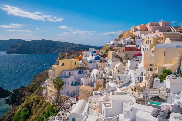 Yunanistan Santorini Adasındaki Oia Kasabası Manzarası Ege Denizi — Stok fotoğraf