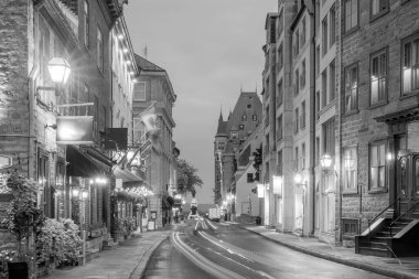 Quebec şehrindeki eski kasaba bölgesi, Kanada Alacakaranlıkta