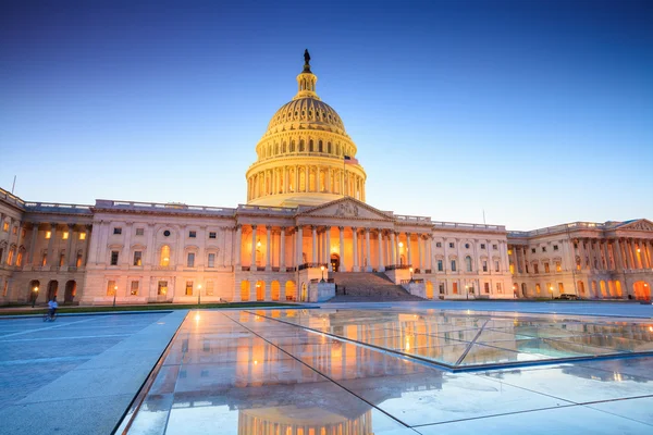 El edificio del Capitolio de Estados Unidos — Foto de Stock