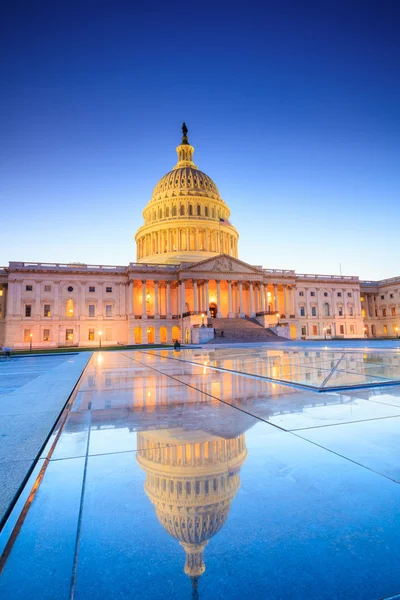 O edifício do Capitólio dos Estados Unidos — Fotografia de Stock