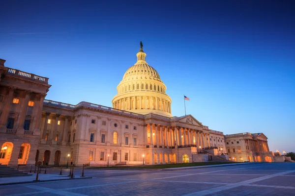 O edifício do Capitólio dos Estados Unidos — Fotografia de Stock