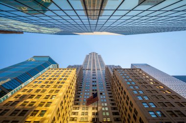 Manhattan, New York'ta ararken 
