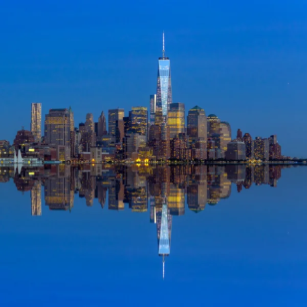 Manhattan Skyline de Jersey no crepúsculo — Fotografia de Stock