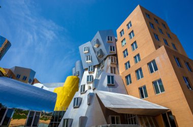 Ray ve Maria Stata Merkezi Mit kampüsünde
