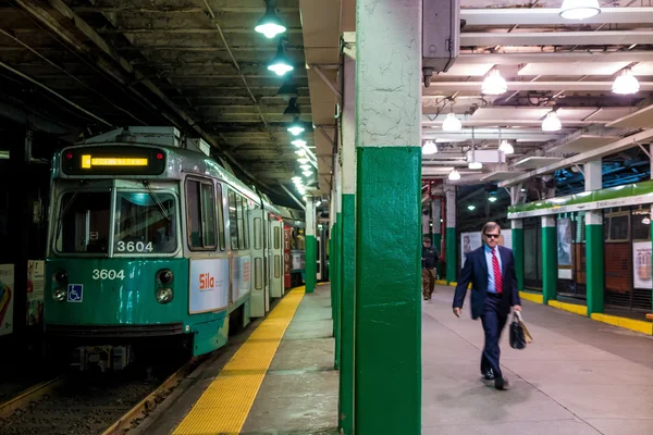 La estación de metro T en el centro de Boston — Foto de Stock