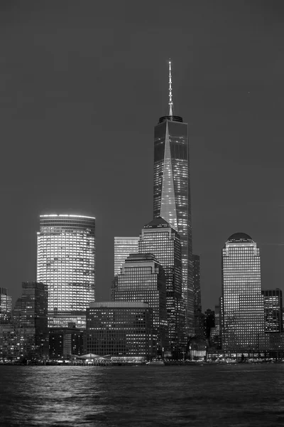 Манхеттен з Джерсі в сутінки, Нью-Йорк — стокове фото