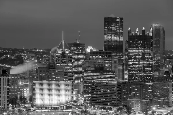 Skyline of downtown Pittsburgh — Stock Photo, Image