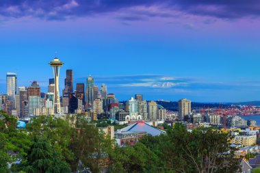 Seattle manzarası alacakaranlıkta