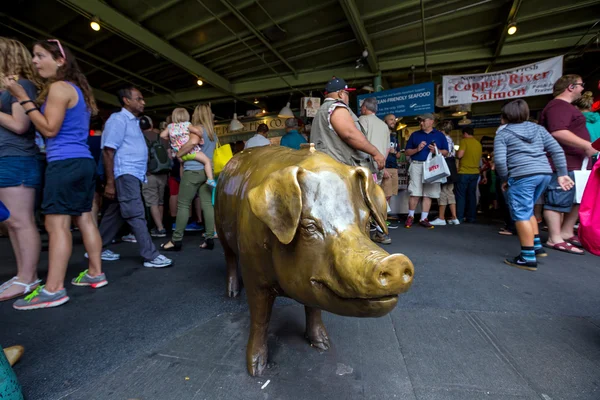 Pig in Pike Place Market — Stockfoto