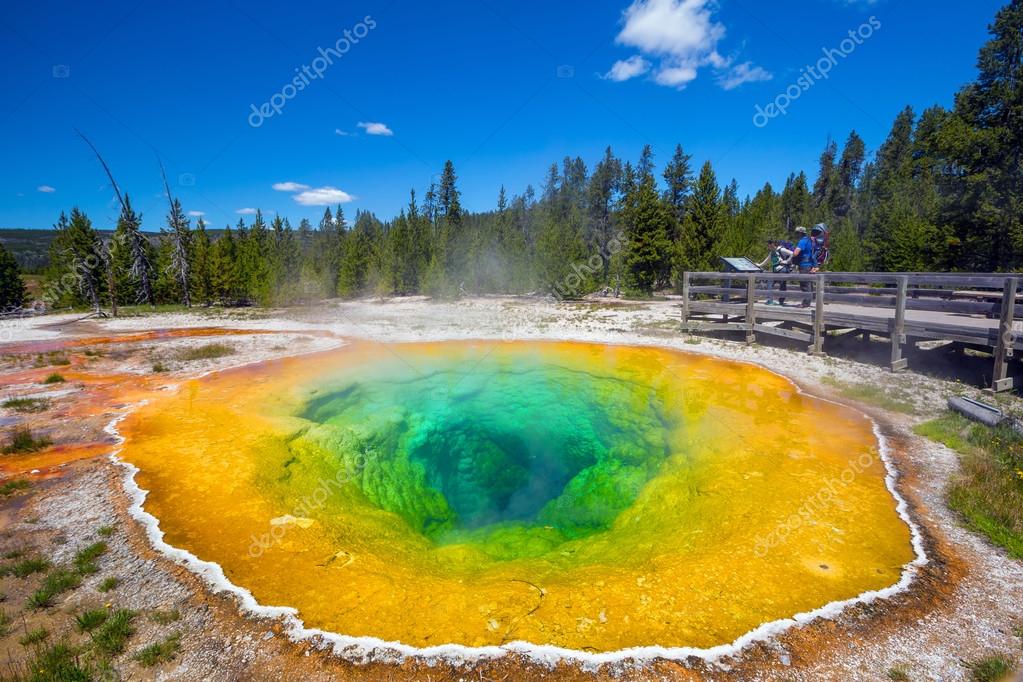 Morning Glory Pool in Yellowstone National Park of Wyoming — Stock Photo © f11photo 77441944