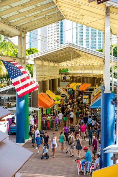 Interior of Miami Marina and Bayside Marketplace — Stock Photo, Image