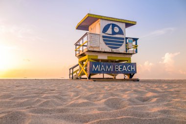 South Beach, Miami Beach renkli cankurtaran kulesi
