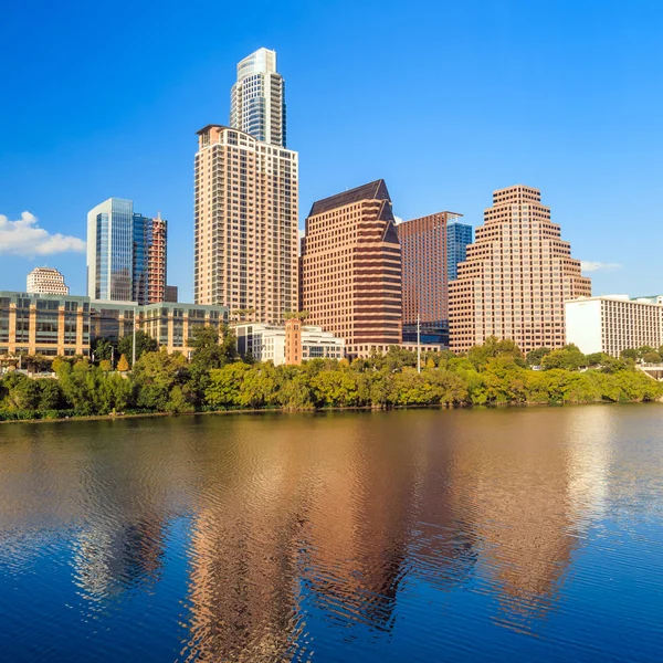 Άποψη της Austin, στο κέντρο της πόλης στον ορίζοντα — Φωτογραφία Αρχείου