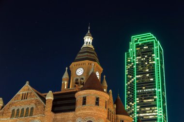 Dallas, Texas cityscape alacakaranlıkta