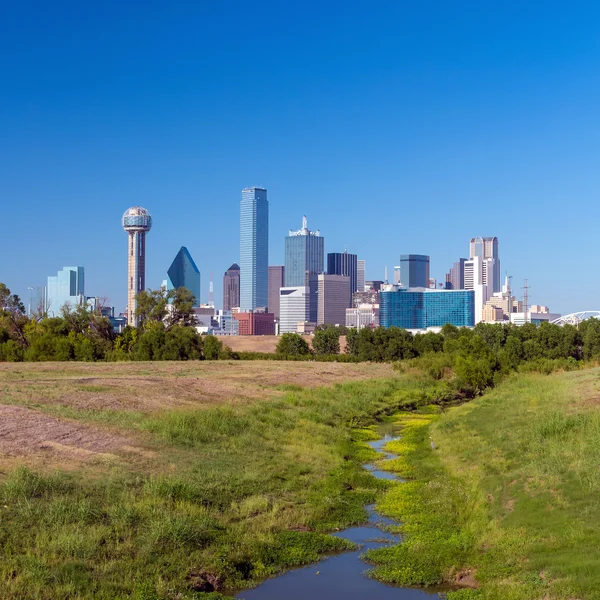 Una vista del horizonte de Dallas, Texas —  Fotos de Stock