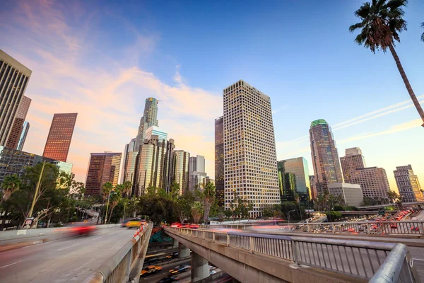 Downtown Los Angeles skyline during rush hour — Stock Photo, Image