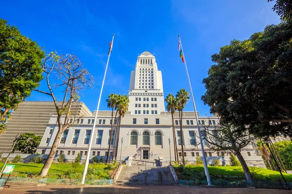Ιστορικό Δημαρχείο του Λος Άντζελες με μπλε ουρανό — Φωτογραφία Αρχείου