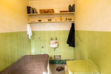 Alcatraz içinde