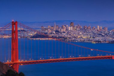Golden gate Köprüsü ve şehir san francisco