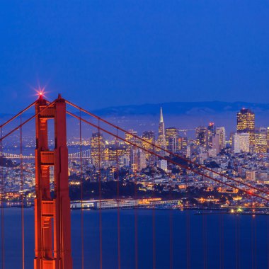 Golden gate Köprüsü ve şehir san francisco
