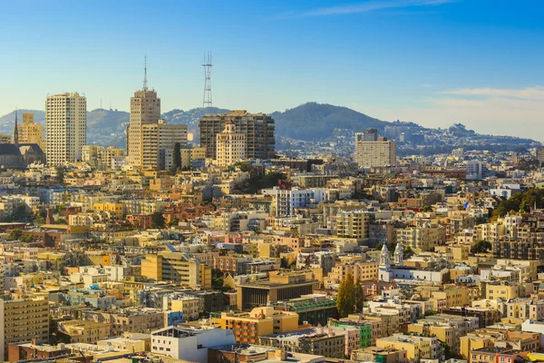 Weergave van San Francisco vanaf de Coit Tower — Stockfoto