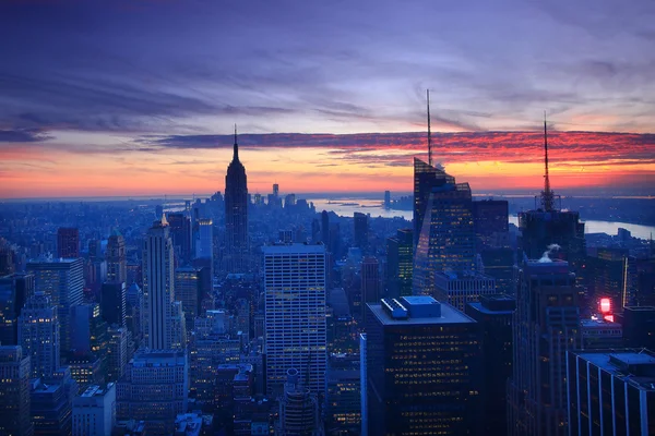 Manhattan városképe napnyugtakor — Stock Fotó