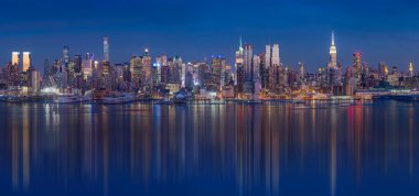 New York şehrinin silüeti