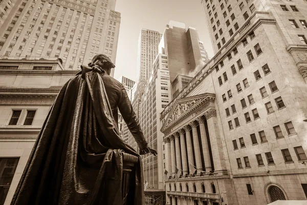 Wall street in New York — Stock Photo, Image