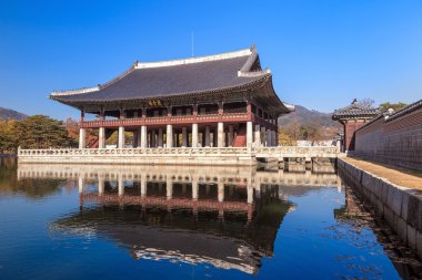 Gyeonghoeru Royal ziyafet salonu.