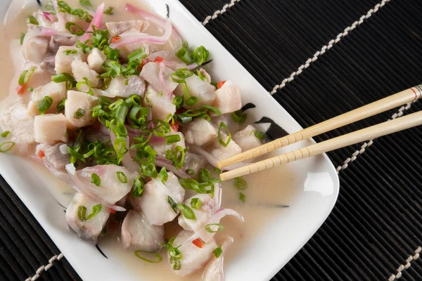 Tilapia Ceviche Mit Roter Zwiebel — Stockfoto