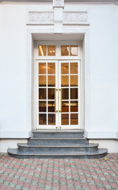 Güzel bir ön kapı