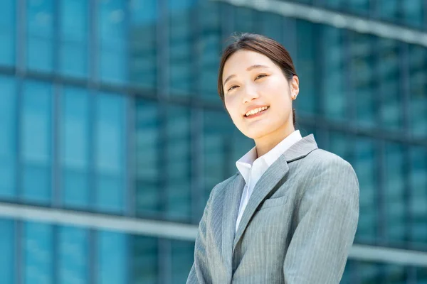 Portrait Young Asian Business Woman Office District — Stockfoto