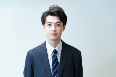 Asyalı genç iş adamının portresi