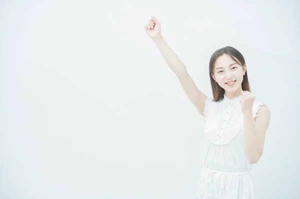 Aziatisch Jong Vrouw Een Juichende Pose — Stockfoto