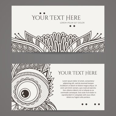 Vektör tasarım şablonları kümesi. Rastgele renkli stil broşürleri. Vintage çerçeve ve arka planlar.