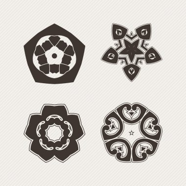 Süslü vektör mandala simgeler kümesi. Gotik dantel dövme. Kelt örgüsü keskin köşeleri ile.