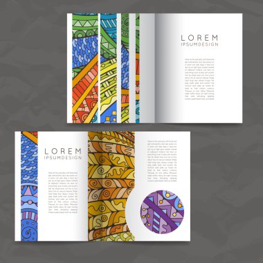 Vektör tasarım şablonları kümesi. Rastgele renkli stil broşürleri. Zentangle tasarımlar.