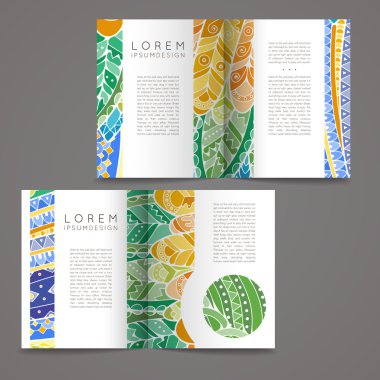 Vektör tasarım şablonları kümesi. Rastgele renkli stil broşürleri. Zentangle tasarımlar.