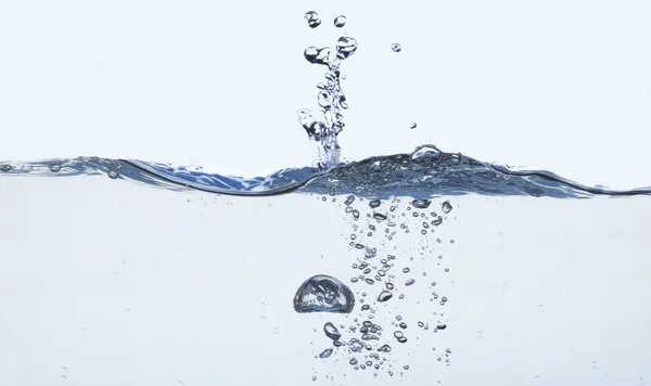 Splash mavi tonları suda, yakın çekim