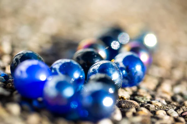 Knikkers Spelen Oude Kinderspelletjes Kleurrijke Ballen — Stockfoto