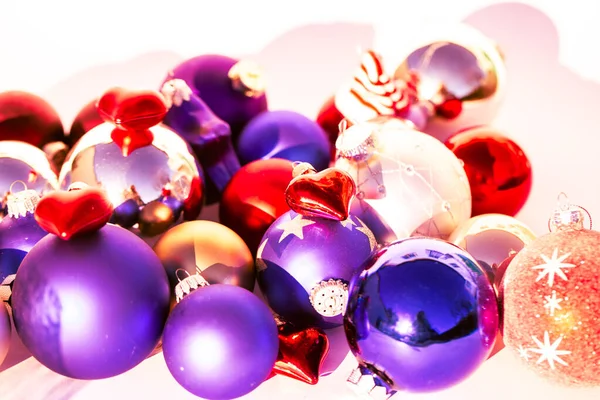クリスマスの泡カラフルな混乱 — ストック写真
