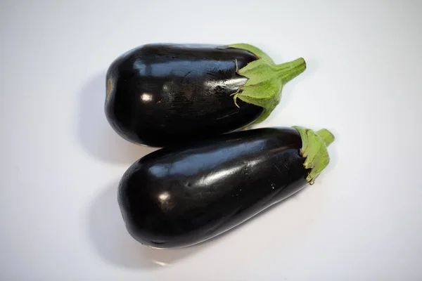 Aubergine Sur Fond Blanc — Photo