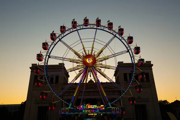 Knigsplatz Coucher Soleil Munich Été Dans Ville 2021 Avec Roue — Photo