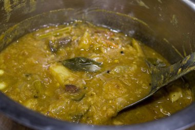 kerala tarzı sebze aviyal, köri, geleneksel yemek.
