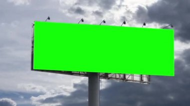 Krom tuşlu yeşil ekran boş ilan panosu