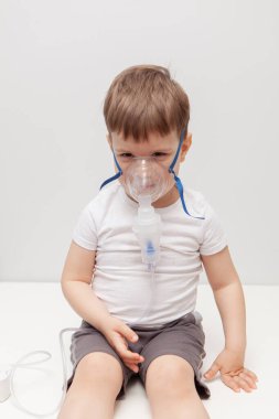 Çocuk solunum yapıyor. Evde tedavi görüyor. Hastalık önleme