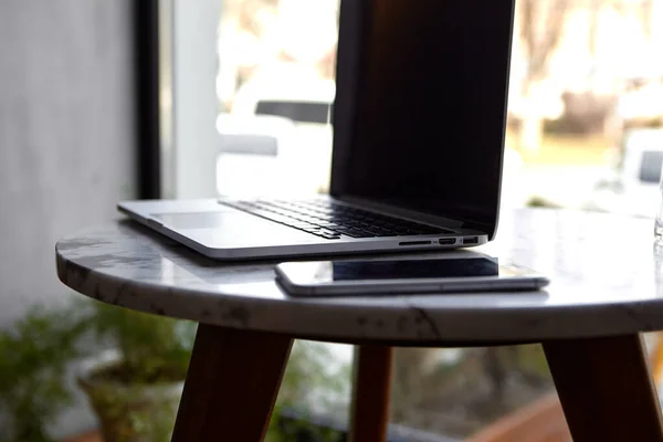 Laptop Phone Home Office — Stock Photo, Image