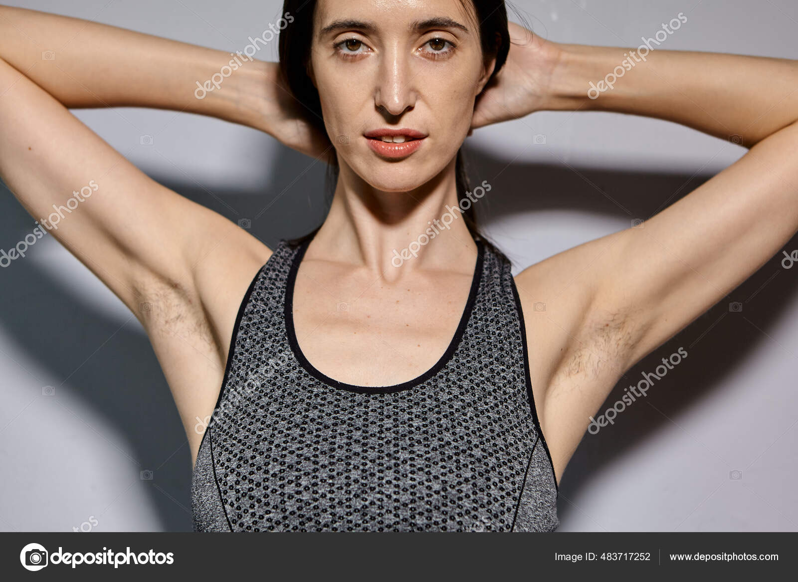 腋窝关心女性皮肤 库存图片. 图片 包括有 女性, 人员, 有吸引力的, 防臭剂, 纵向, 军械士, 女孩 - 10248689