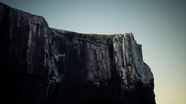 İrlanda 'daki Moher Kayalıkları — Stok video