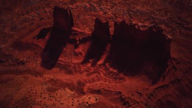 Kızıl kaya çölünün havadan görünüşü